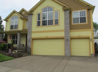 153 Cambridge Ave, Silverton, OR