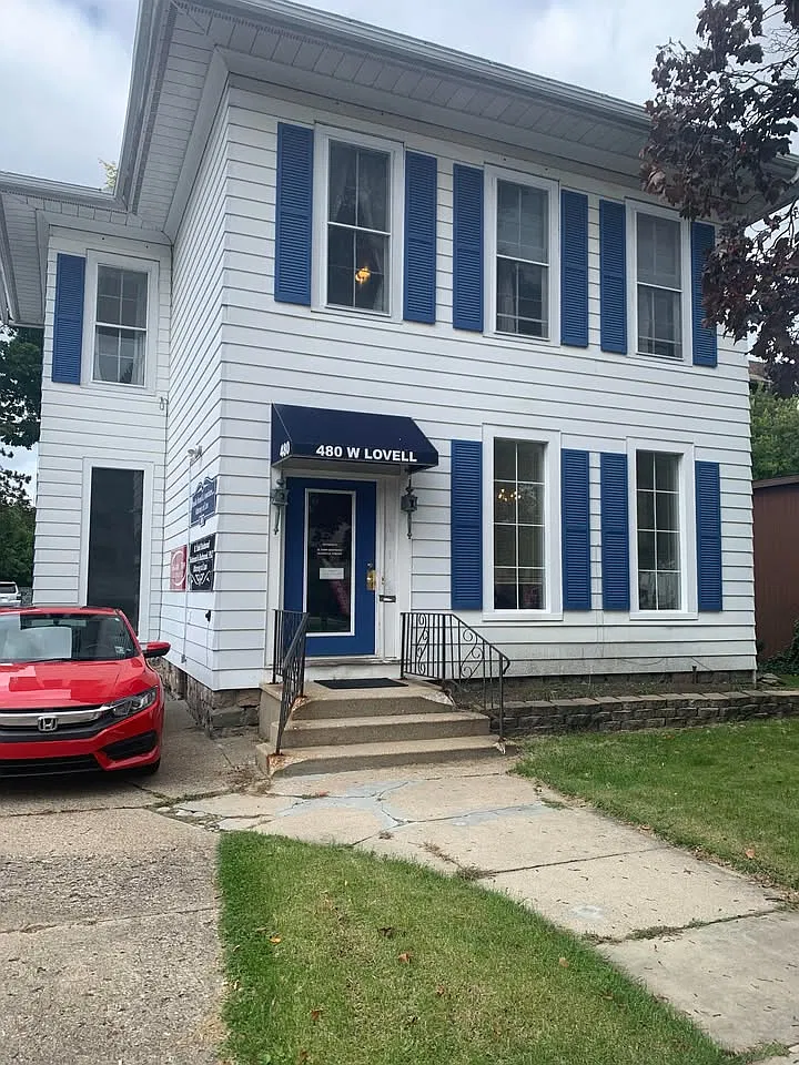 1 bed, 750 sqft, $1,100 — Photo 3