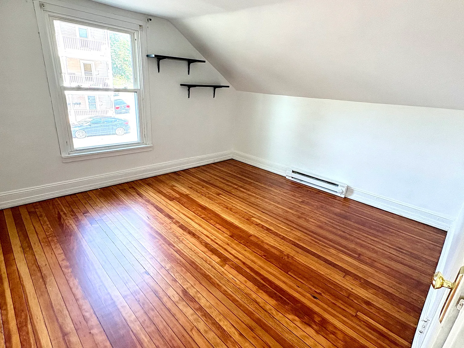 2 bed, 740 sqft, $1,500 — Photo 1