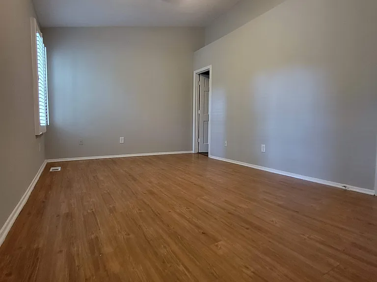 501 Wedgewood Way NE — Photo 18