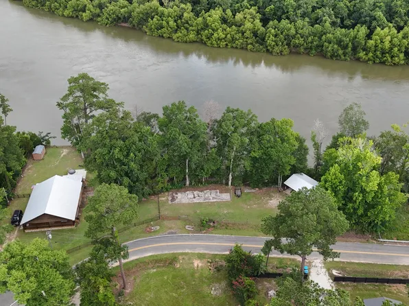 7574 NW Chattahoochee Cir, Bristol, FL 32321