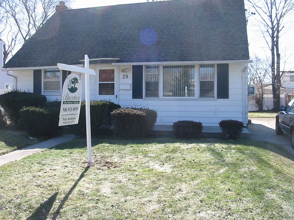 1st image of 29 Balfour Dr