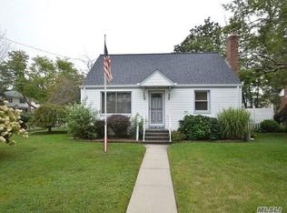 1730 Powers Ave, East Meadow, NY 11554