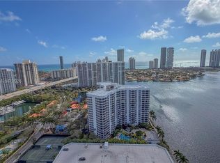 Mystic Pointe, Aventura, FL 33180