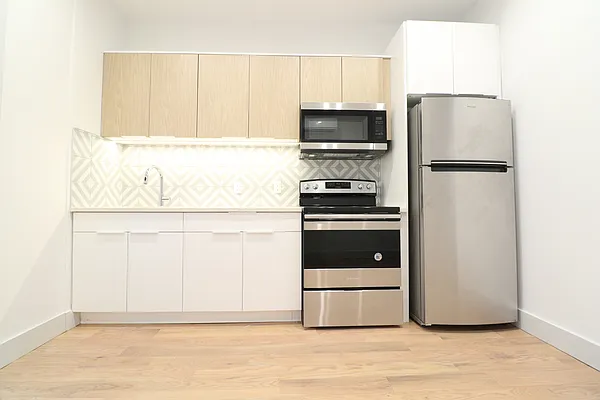 Rented by Lofts and Flats LLC | media 22