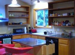 6855 NE Enetai Ln, Suquamish, WA 98392