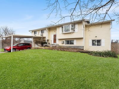 747 Broadway, Brentwood, NY, 11717