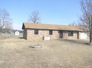 107 Oak St, Pocola, OK 74902