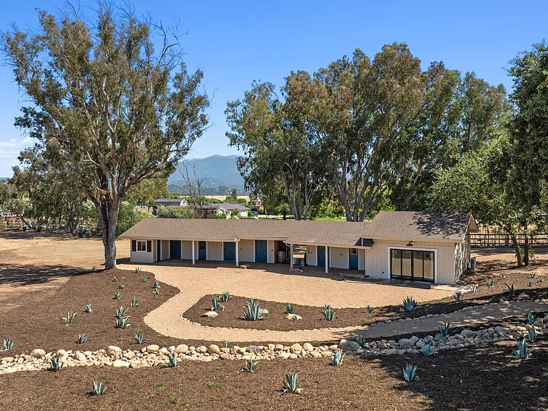 1626 Sky Dr — Photo 24