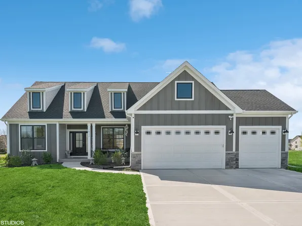 16332 S Forest Edge Dr, Plainfield, IL 60586