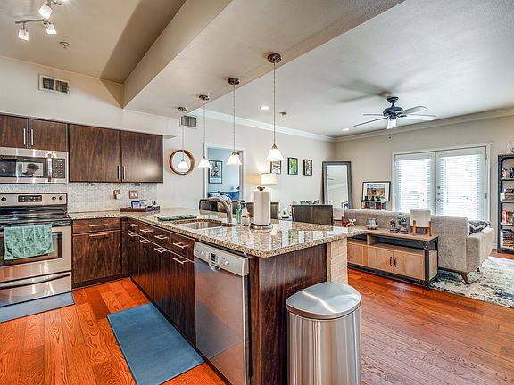 4th image of 3102 Kings Rd APT 3103