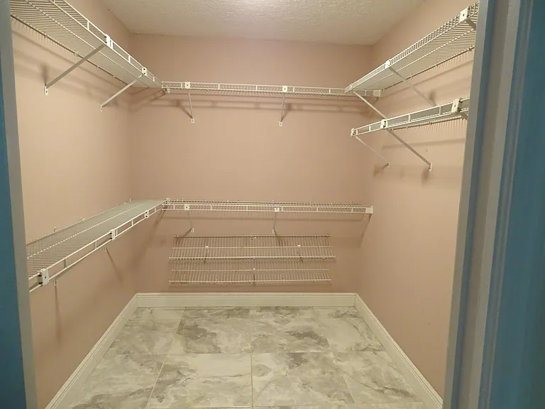 6325 Winding Lake Dr — Photo 13