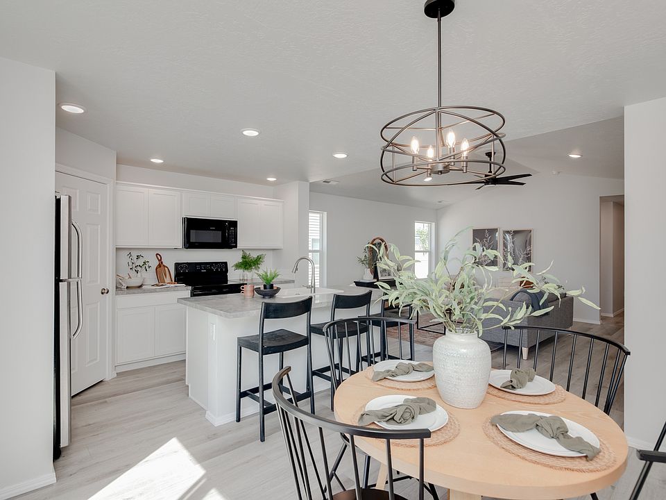 Klamath Falls by CBH Homes in Caldwell ID Zillow