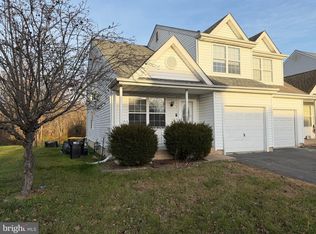 717 Lexington Dr, Bear, DE 19701