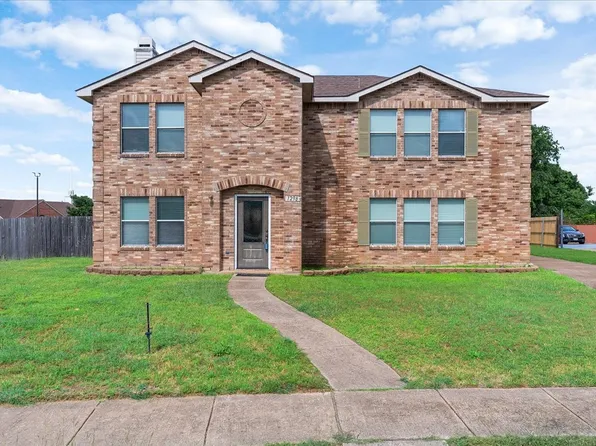1298 Longleaf Dr, Cedar Hill, TX 75104