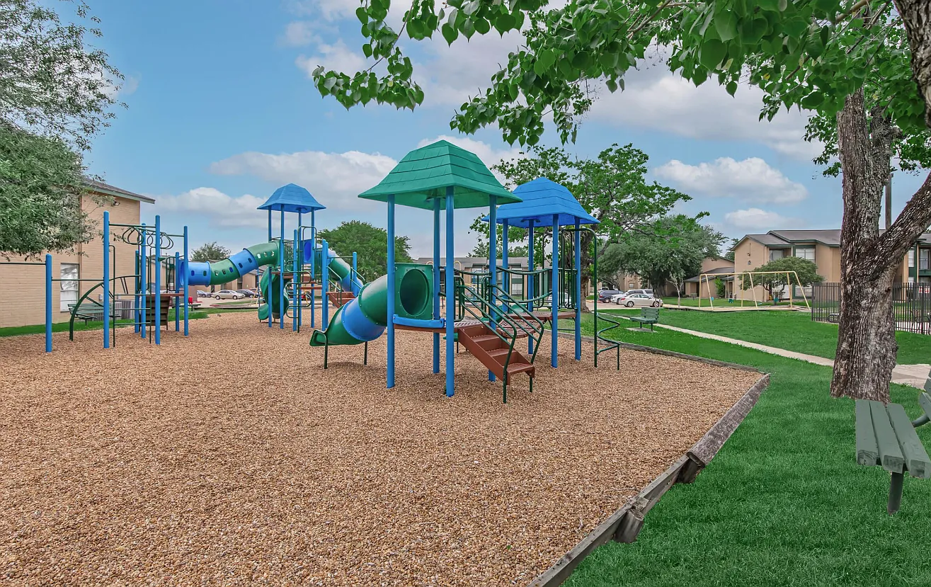 Twin Oaks — Photo 1