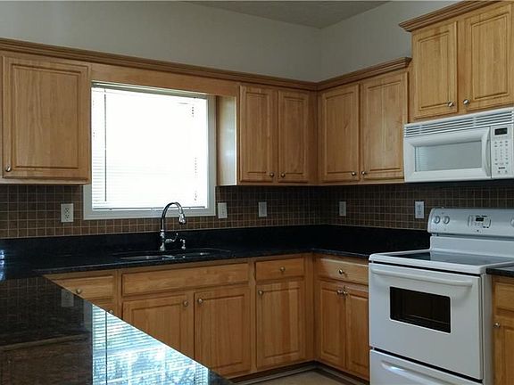 3rd image of 1360 Hillary Cove Ter