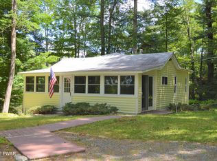 100 Whisper Ln, Paupack, PA 18451