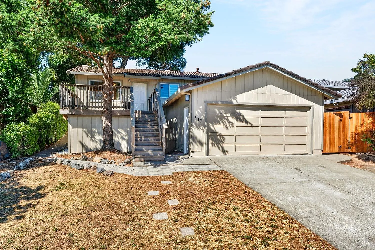 517 N Jefferson Street - Photo 1