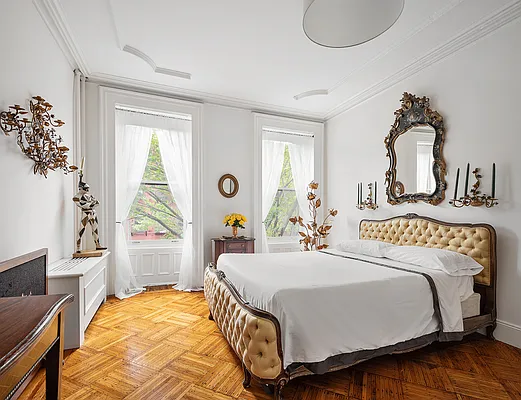 Sold by Compass | media 12