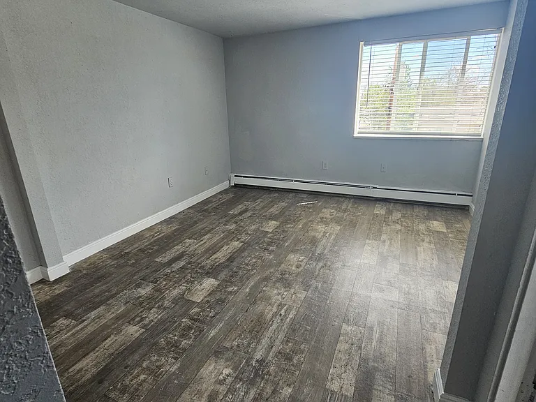 1666 Clinton St #12 — Photo 4