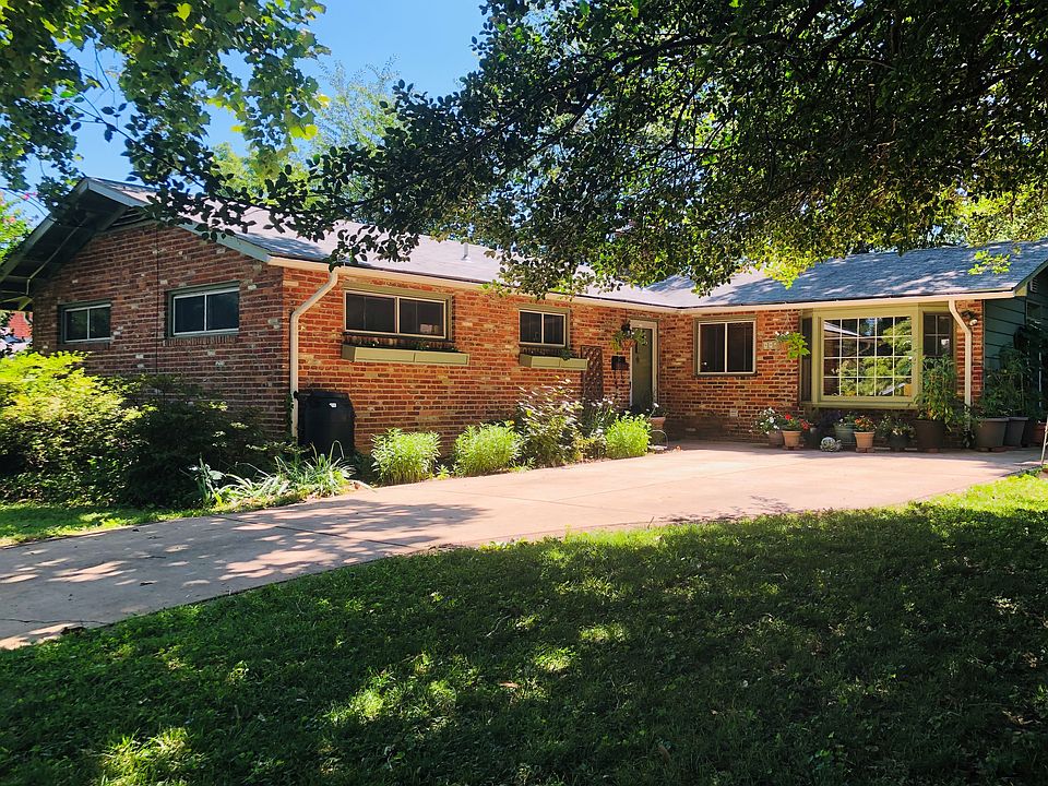 1st image of 9919 Broadview Dr