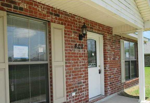 3rd image of 408 Pelican Ln