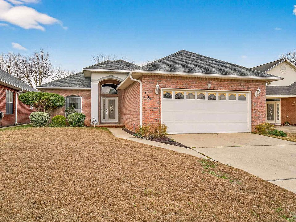 1st image of 2543 Pine Forest Rd