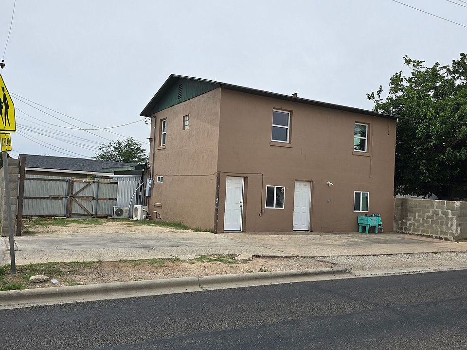 1st image of 922 Nimitz Dr APT B