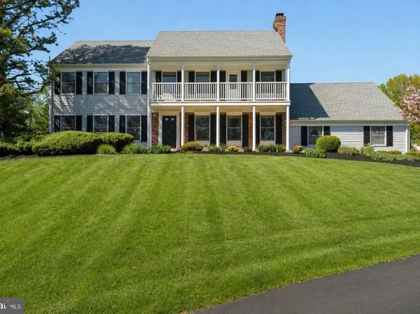 34 Molasses Hill Rd, Lebanon, NJ 08833