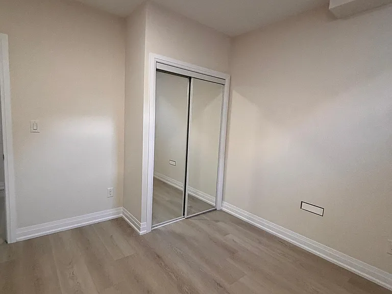 2445 Charles Cornwall Ave #BASEMENT — Photo 18