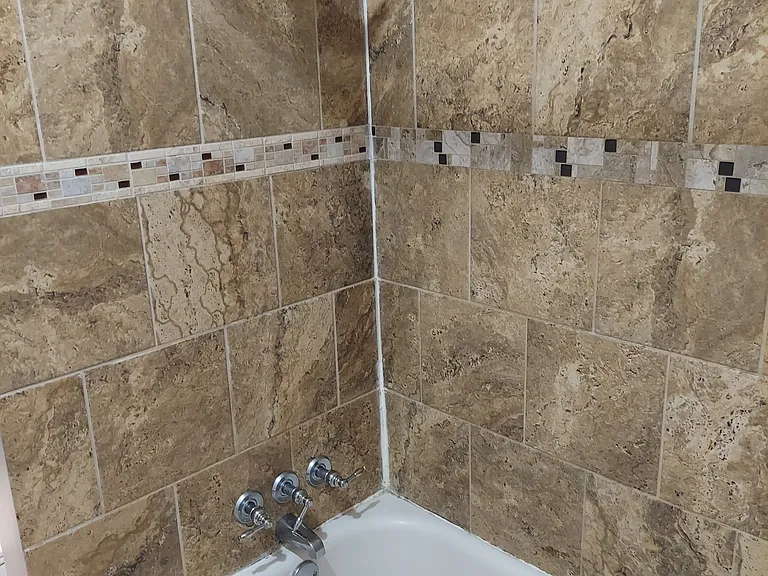 902 Live Oak Dr — Photo 9