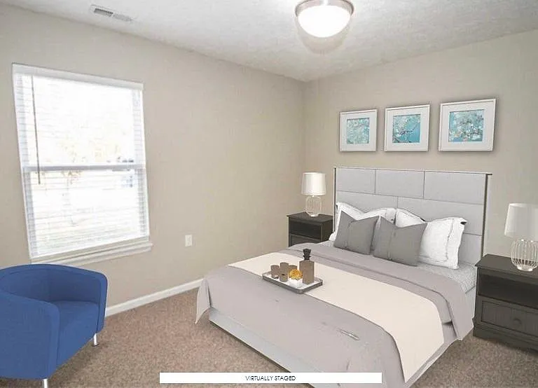 2315 Temple Ct E — Photo 12