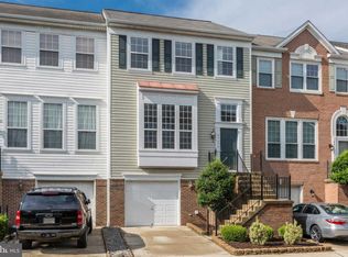 45679 Waterloo Station Sq, Sterling, VA 20166