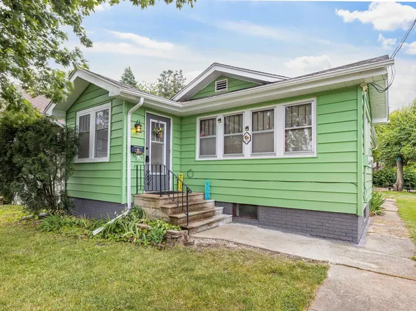 2221 11th Ave, Rockford, IL 61104