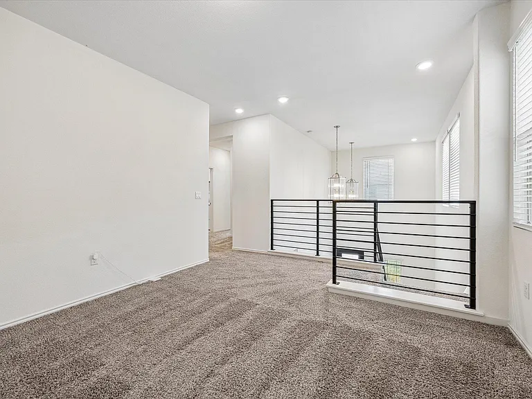 10303 Buster Dr — Photo 20