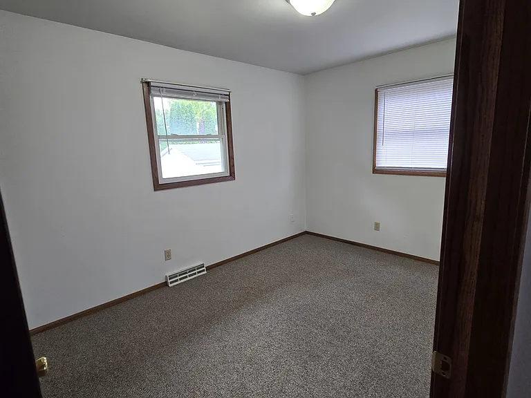 1062 Perry St #4 — Photo 5
