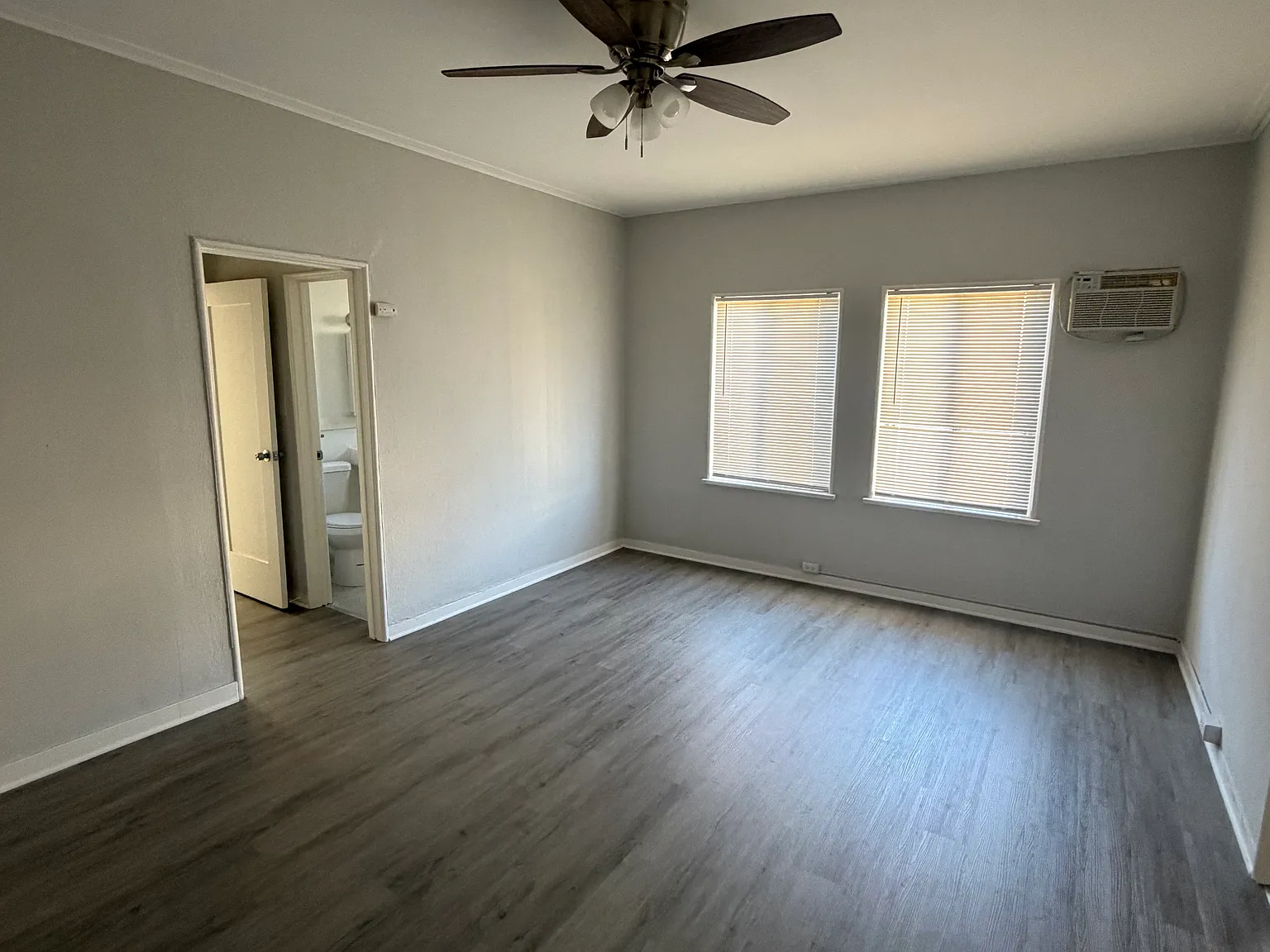 1 bed, 600 sqft, $1,850 — Photo 3