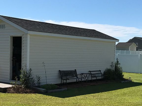 Side of 12x24 ft shed/shop