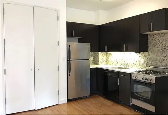 Rented by Carnegie Management Inc | media 25