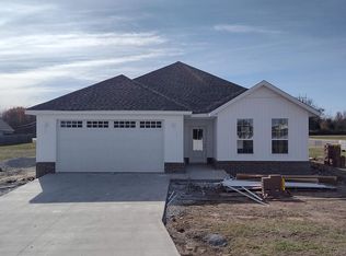 25294 Spruce Dr, Joplin, MO 64801