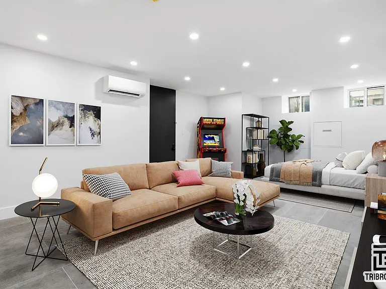 771 Lexington Ave #1A — Photo 6