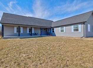 3640 Hollow Pine Ct, Almont, MI 48003