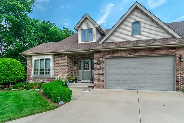 1st image of 223 Sibley Dr #223