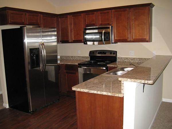 1st image of 49102 E Woods Dr