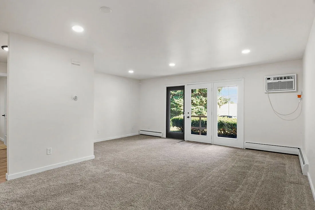 2 bed, 900 sqft, $1,425 — Photo 4