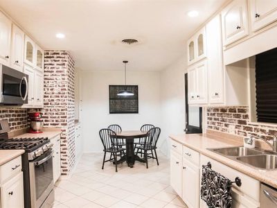 665 Whiteoak Dr, Lumberton, TX, 77657