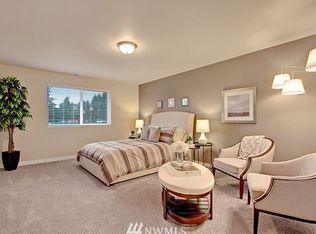 3080 Puget Meadow Loop, Lacey, WA 98516