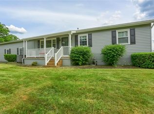 853 McElhaney Rd, Freedom, PA 15042