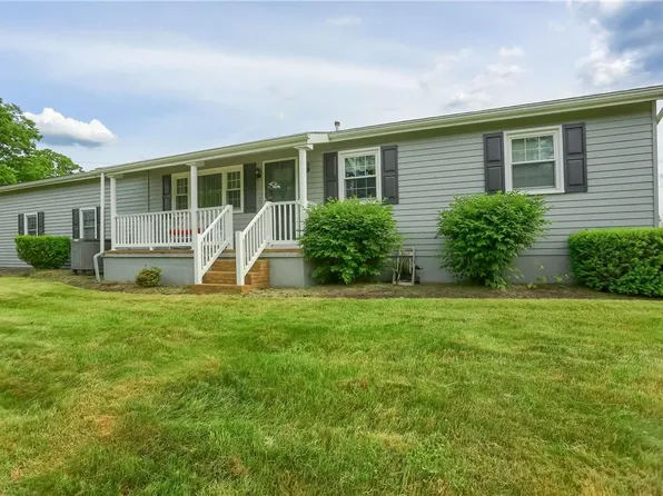 853 McElhaney Rd, Freedom, PA 15042